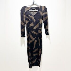 Isabel de Pedro Black and Brown Abstract Slim Fitted Midi Dress V Neck Size 8